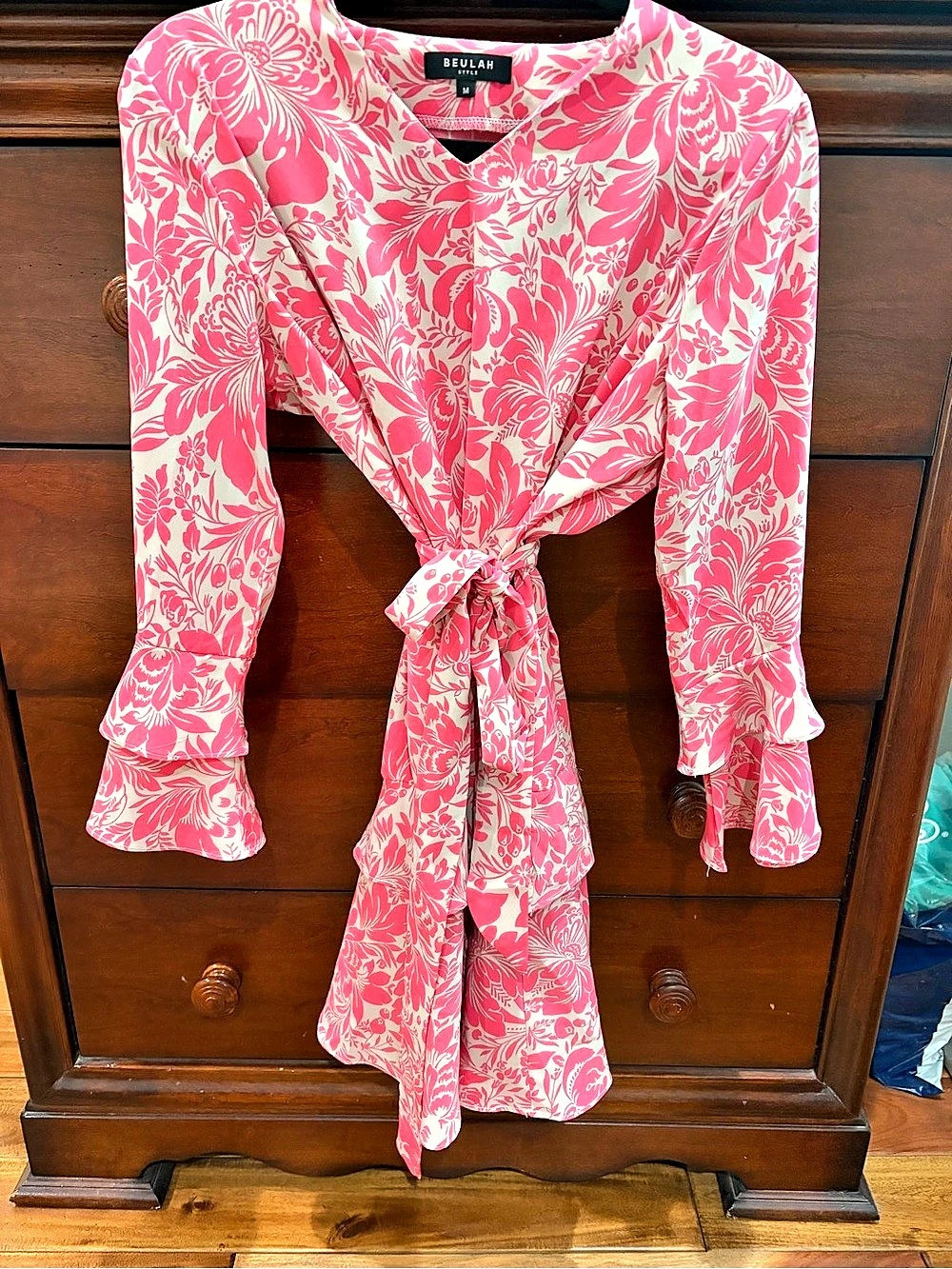 Beulah Style Floral Tie-Waist Dress in Pink & White Size Medium